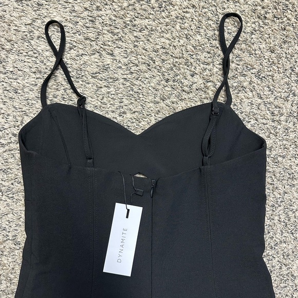 Dynamite Sweetheart Cut Out Midi Dress - Picture 8 of 9